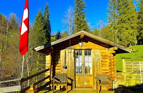 Sigriswil Cabin | SwissHut Idyllic Farm Cabin - Chalet Grabenmühle 1
