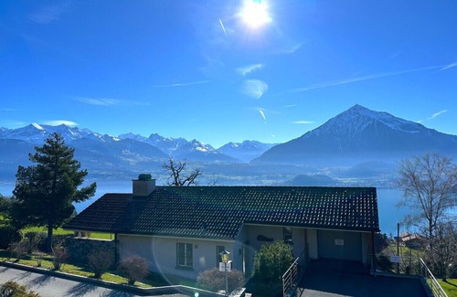 Sigriswil Apartment | SwissHut Stunning Views Alps & Lake - Chalet Chrützwäg