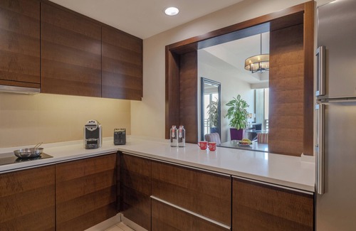 Al Muraqqabat Apartment | Swissotel Living Al Ghurair