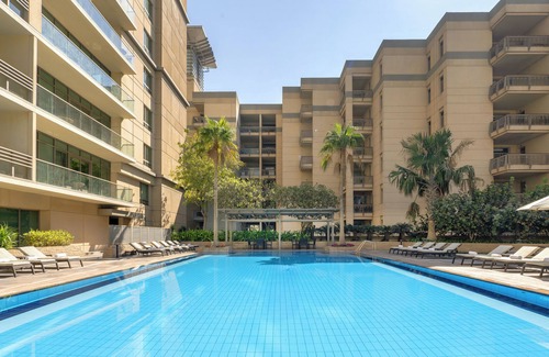 Al Muraqqabat Apartment | Swissotel Living Al Ghurair