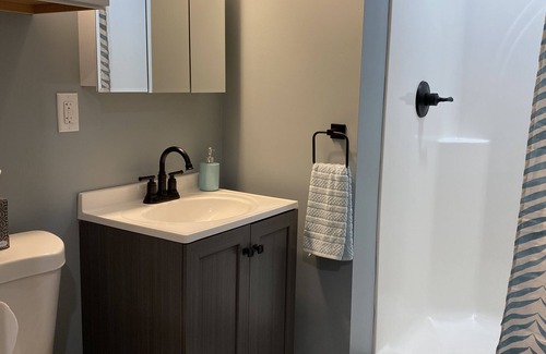 Lewistown Apartment | Sycamore Acres 306 Comfortable 1 bedroom suite with full kitchen and living area