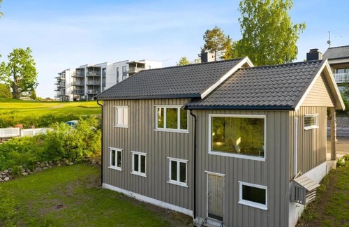 Holmestrand Apartment | Sydhøveien 3B