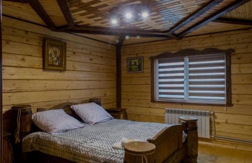 Soymy House | Synevyrskyj Chardash