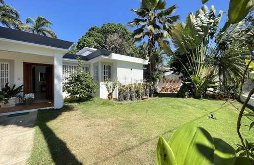 La Vega Province House | Tómate un respiro de paz y tranquilidad en este hermoso espacio amplio y sereno.