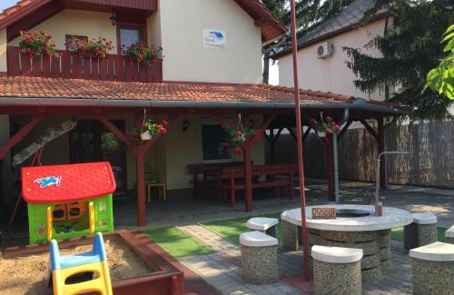 Tiszakecske House | Tünde Vendégház