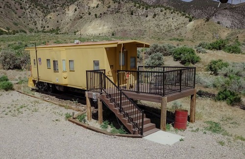 Sevier Apartment | T-12) The Union Pacific