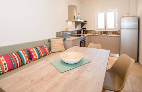 Kavalleraina Apartment | T' adelfia - ERMIS