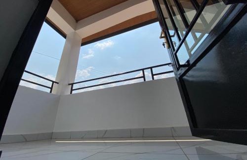 Gitarama Apartment | T-House