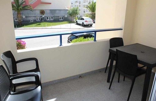 Alporchinhos Apartment | T1 Quinta das Palmeiras 2.3 R/C B