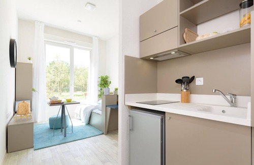 Fontaine Lestang-Bagatelle-Papus-Tabar-Bordelongue House | T1 with parking and close to metro A and tram T1 and T2