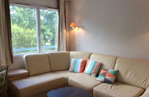 La Baule-Escoublac Apartment | T1bis in a wonderful park with pools near beach