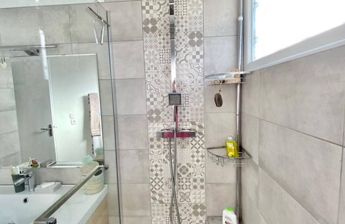 Vernay Apartment | T2 50m² with parking and balcony, green and quiet location