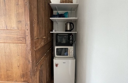 Saint-Quay-Portrieux Apartment | T2 apartment for 4 people "feet in the water" (beach 20 meters)