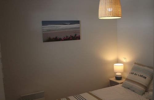 Biscarrosse Plage Apartment | T2 apartment in Biscarrosse Plage, 50m Sea + Pool + Spa
