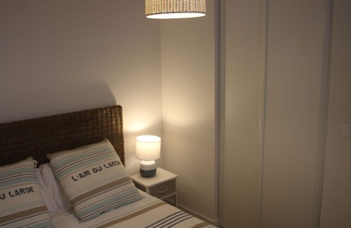 Biscarrosse Plage Apartment | T2 apartment in Biscarrosse Plage, 50m Sea + Pool + Spa
