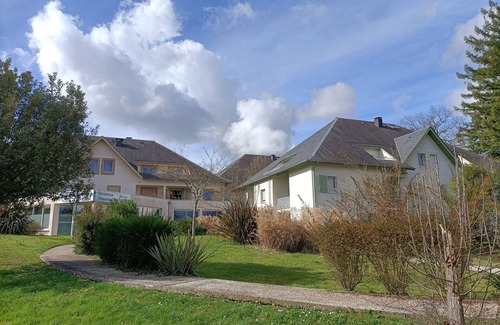 Salies-de-Bearn Apartment | T2 Balcony in Residence with swimming pool B26