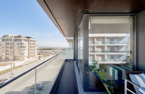 Barra Apartment | T2 Beachfront with Wraparound Terrace - Praia da Barra - Casa Indigo