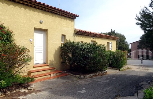 Martigues Apartment | T2 beautiful sea and beach CARRO - ' L'Ile Bleue '