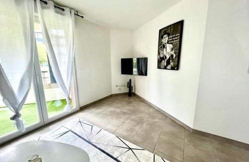 Colomiers Apartment | T2 climatisé au cœur du pôle Aéronautique,à 8 minutes de l'aéroport