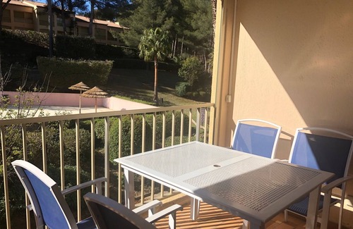 Bandol Apartment | T2 Dans un Parc Avec Piscine