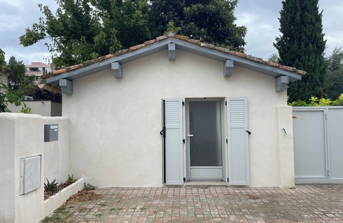 La Pompignane Apartment | T2 Neuf avec Patio & Parking - Quiet, Nature & Proximité Centre