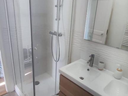 4th Arrondissement Apartment | T2 neuf tout équipé, climatisé