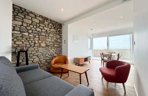Saint-Pierre-Quiberon Apartment | T2 rénové Terrasse & Vue mer 180 et charme