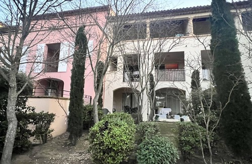 Pont Royal Apartment | T2 Refait Neuf Domaine Golf Pont Royal Mallemort 13170