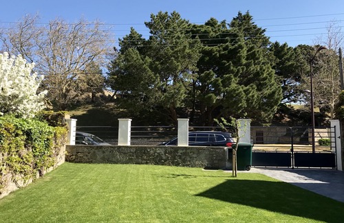 Le Croisic House | T3 4/5 Pax ON THE GROUND FLOOR, BY THE SEA, EVERY WALK OR BIKE, PARKING, WIFI