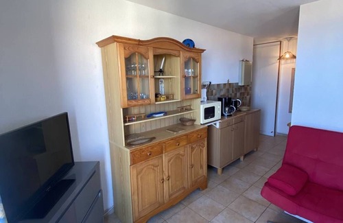 Saint-Pierre-la-Mer Apartment | T3 flat with terrace overlooking the sea in Saint Pierre la Mer