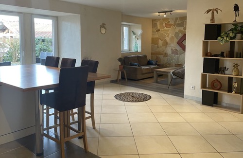 Arenthon Apartment | T3 ground floor apartment with very quiet garden
