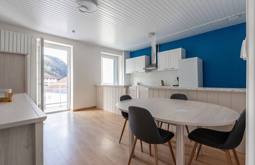 Tenay Apartment | T3 old charm - Mountain, river, station on foot