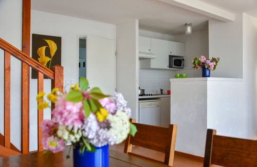 Montreal Condo | T4 duplex avec terrasse privée | Piscine sur place