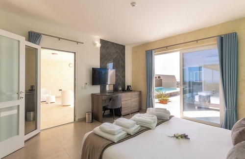 Xewkija Hotel | Ta'battista B&B & Pool - Wied Il-mielah