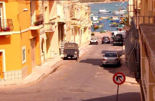 Marsaxlokk Apartment | Ta Diegu - pretty apartment in a private house with a large rooftop terrace