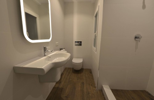 Egia Condo | TABAKALERA NEW APARTAMENT SAN SEBASTIÁN JUST RENOVATED 2-8 GUEST