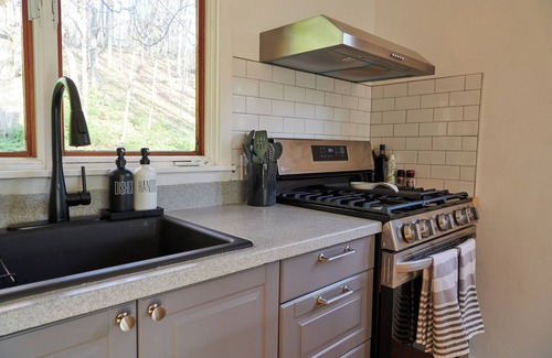 Town of Copake House | Taconic Hideaway – Swimming, BBQ Pit, Hiking