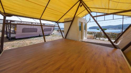 Olmegi House | Taean Bibi ArtGlamping