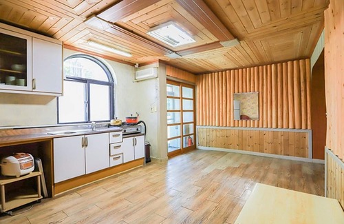 Kkotchi House | Taean New Green Pension
