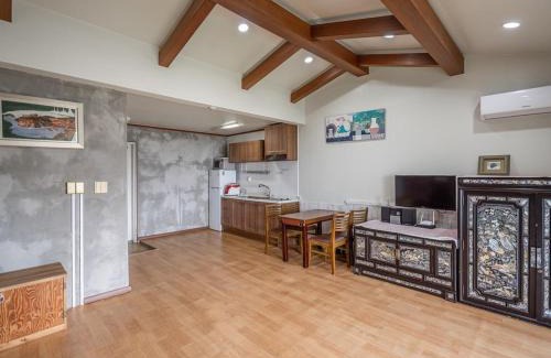 Iwon House | Taean Santorini Pension