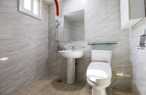 Geunheung House | Taean Seaman House Pension