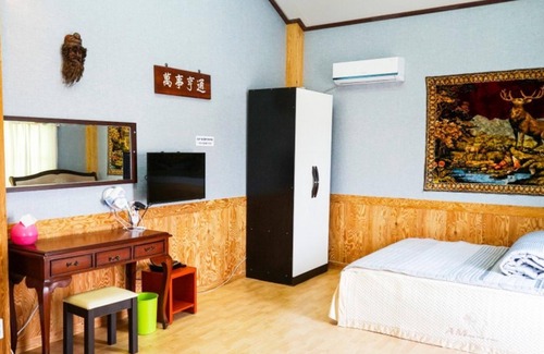 Geunheung House | Taean Seaman House Pension