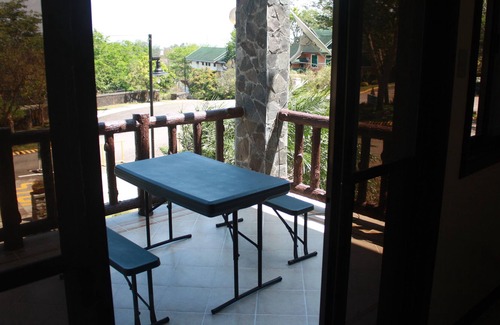 Tagaytay House | TAGAYTAY RELAXING FAMILY HOUSE FOR RENT