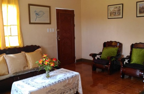 Tagaytay House | Tagaytay rest house where you can enjoy the beauty of nature and Tagaytay City!