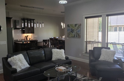 Meridian House | TAHITI AT THE VILLAGE - EXECUTIVE Home "BEST" Location in Boise/Meridian Area!