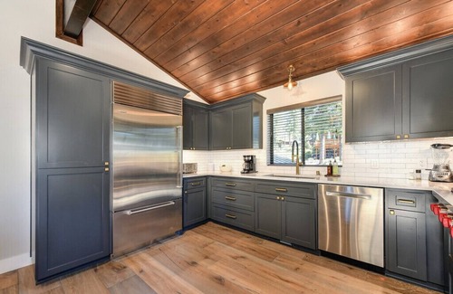 Lake Forest House | Tahoe City Dollar Point Luxury - with Lake View/Hot Tub & AC