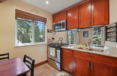 Dollar Point House | Tahoe City Getaway | Minutes from Lake and Activities