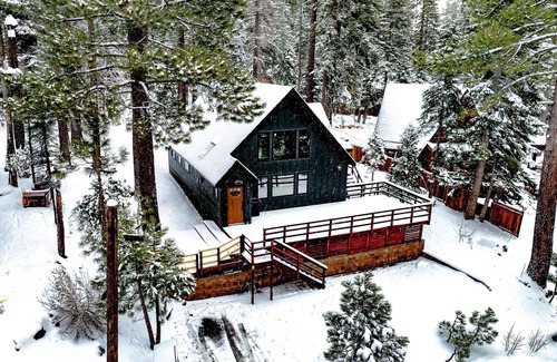 Talmont House | Tahoe City Vacation Rental with Fireplace and Deck