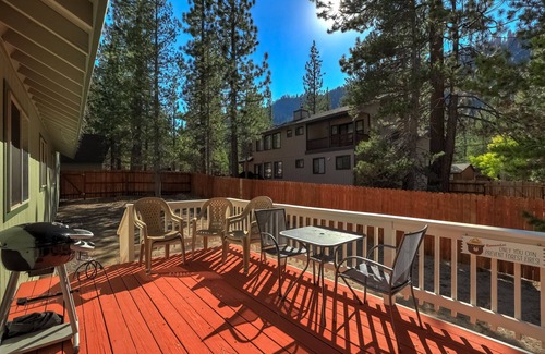 Christmas Valley House | Tahoe Frost - Air conditioned 4 bedroom Tahoe home
