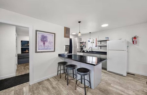 Tahoe City Apartment | Tahoe Getaway across from Lake!